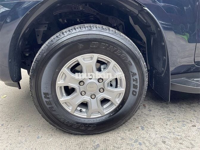 Ranger 2020 XLS 2.2L 4x2 MT - Xanh Cavansite