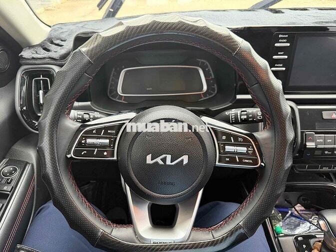 Kia Sonet 2023 Luxury 40000 km