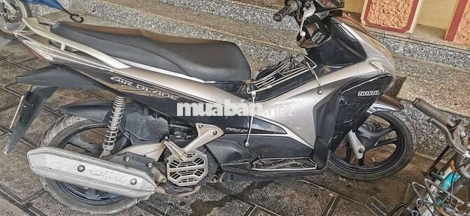 AB 2011 đang sử dụng