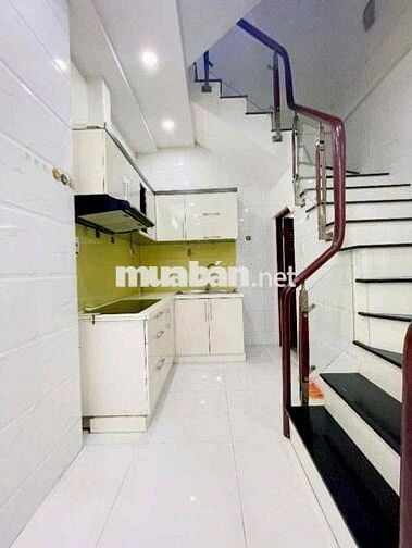 🏠 CHO THUÊ NHÀ NGUYÊN CĂN QUẬN 4… 📍 Vị trí: Khu 20 Thướt, Phường Khánh