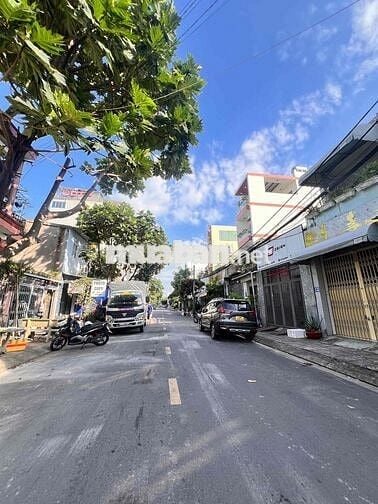 SIÊU PHẨM ( 8m x 18.3m) Mặt Tiền đường 20m Gần KHU HỌ LÊ - Tân phú