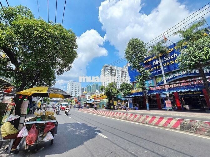 cho thuê măt bằng kinh doanh Quận 7