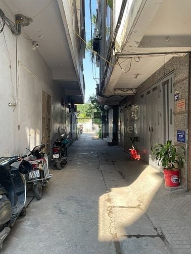 Cho thuê cả nhà 5 tầng tại Ngõ 1295 đường Giải Phóng, Hoàng Mai.