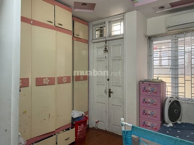 Cho thuê cả nhà 5 tầng tại Ngõ 1295 đường Giải Phóng, Hoàng Mai.