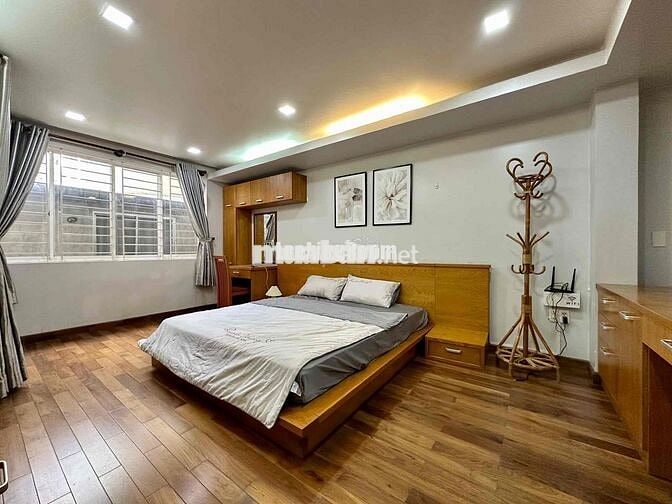 1 PHÒNG NGỦ SIÊU RỘNG NGAY BỜ KÈ HOÀNG SA ĐẦY ĐỦ NỘI THẤT