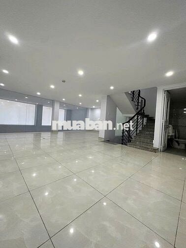 Cần cho thuê nhà MT 735A Đường Cách Mạng Tháng 8 P.6 Q.Tân Bình