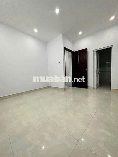 Cần cho thuê nhà MT 735A Đường Cách Mạng Tháng 8 P.6 Q.Tân Bình