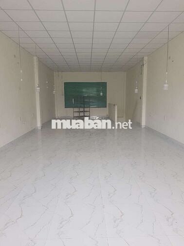 Cho thuê nhà 1 trệt 1 lầu dt 5,2×20. Hẻm xe hơi, không ngập nước