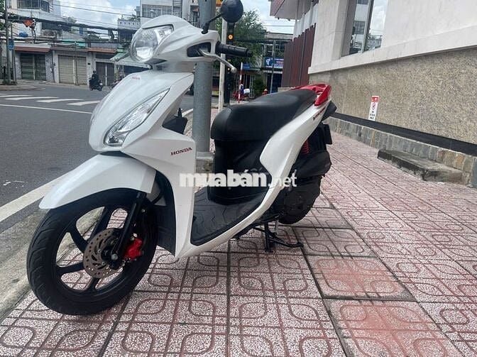 Honda Vision 2018 khóa Smartkey