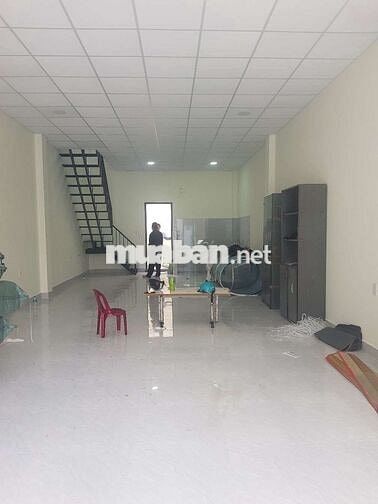 Cho thuê nhà 1 trệt 1 lầu dt 5,2×20. Hẻm xe hơi, không ngập nước