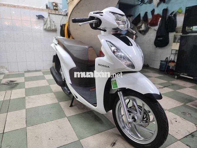 👉Honda Vision 2021 Khoá Smartkey Trắng, biển SG