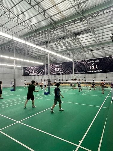 SANG SÂN CẦU LÔNG PHƯỚC LONG A, QUẬN 9 , THÀNH PHỐ THỦ ĐỨC   