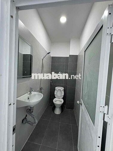 Nhà HXH Đất Thánh P6 Tân Bình, 3.5x10m, 1 lầu, 2pn 2wc, giá 11tr