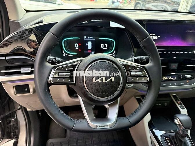 Kia carens 1.5L signature