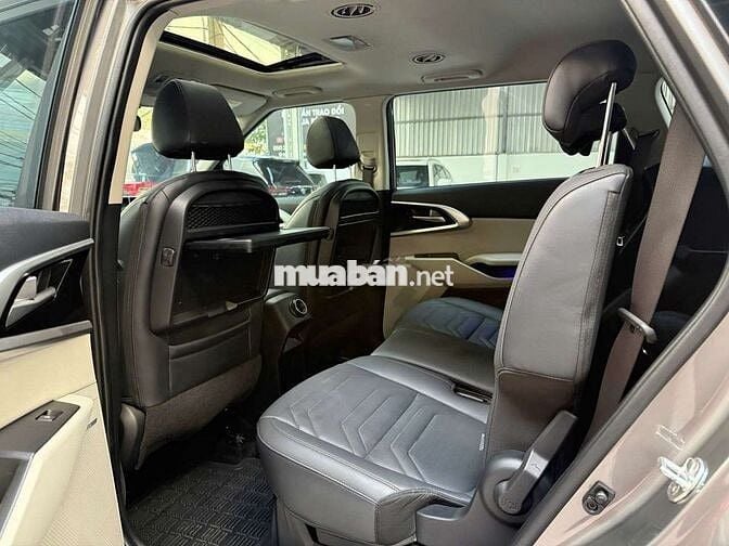 Kia carens 1.5L signature