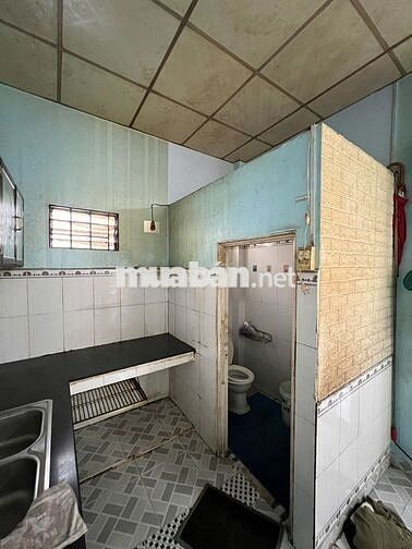 🌹CHO THUÊ NHÀ HOẶC BÁN NGUYÊN CĂN Q4 –ĐỐI DIỆN TTTTHAO Q4 – 3 MẶT TIỀN