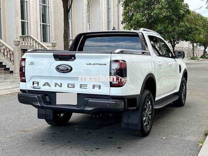 Ford Ranger Wildtrak 2024 Trắng 9000 km