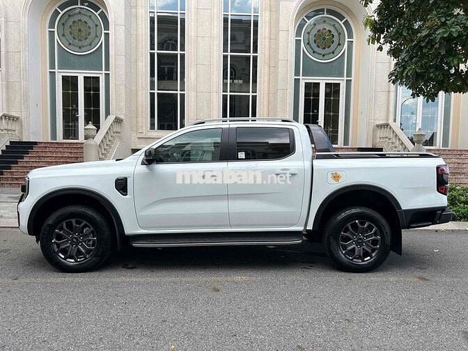 Ford Ranger Wildtrak 2024 Trắng 9000 km