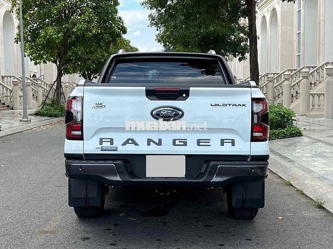Ford Ranger Wildtrak 2024 Trắng 9000 km