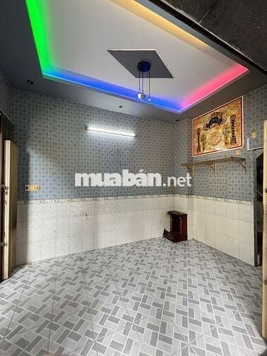 🌹CHO THUÊ NHÀ HOẶC BÁN NGUYÊN CĂN Q4 –ĐỐI DIỆN TTTTHAO Q4 – 3 MẶT TIỀN