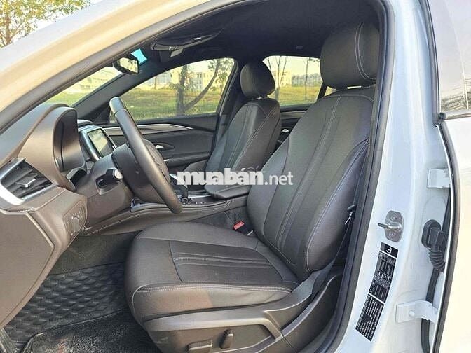 VinFast Lux A2.0 Base 2021 Trắng 40000 km