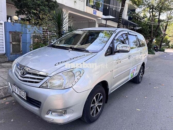 Toyota Innova 2007 J xe máy móc êm ru
