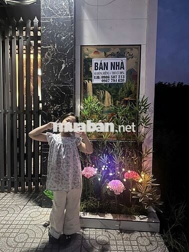 Bán nhà mặt tiền đường !!Chính chủ bán tin bán thật 100%