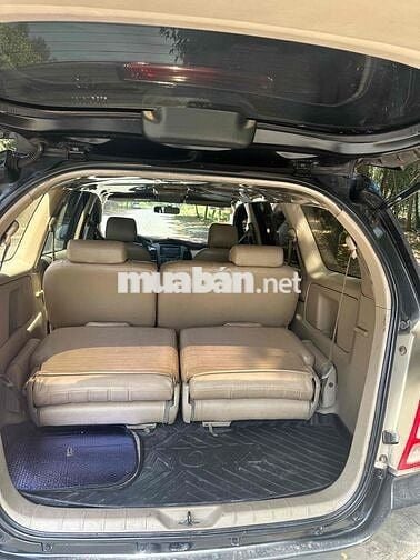 Toyota Innova 2007 G - 1234 km