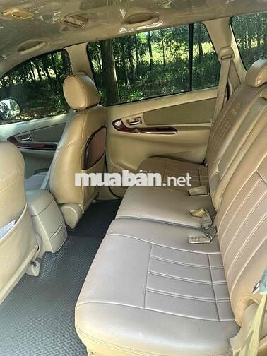 Toyota Innova 2007 G - 1234 km