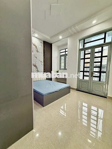 NHÀ 2 TẦNG 56 m2 - HẺM XE HƠI - TẶNG FULL NỘI THẤT - SHR - KV SẦM UẤT