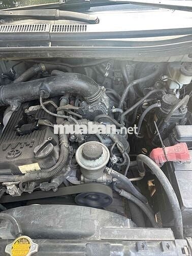 Toyota Innova 2007 G - 1234 km