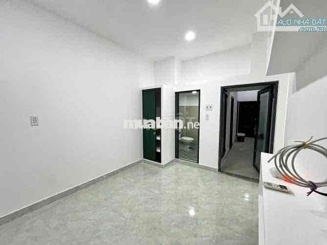 BÁN CĂN HỘ DỊNH VỤ SẴN DÒNG TIỀN 206m giá 16,8ty