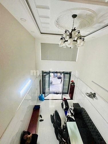 Bán nhà KHU VÍP PHÂN LÔ, ĐƯỜNG Ô TÔ XE HƠI VÀO NHÀ, NHANH NGUYỄN OANH