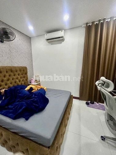 Bán nhà KHU VÍP PHÂN LÔ, ĐƯỜNG Ô TÔ XE HƠI VÀO NHÀ, NHANH NGUYỄN OANH