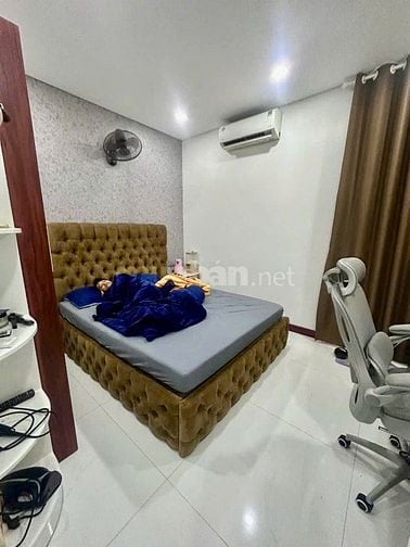 Bán nhà KHU VÍP PHÂN LÔ, ĐƯỜNG Ô TÔ XE HƠI VÀO NHÀ, NHANH NGUYỄN OANH