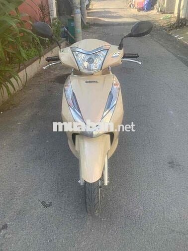 Honda Lead màu Vàng kem