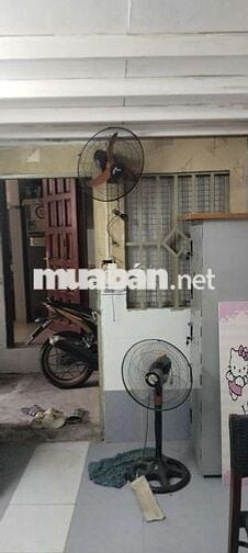 Phòng cho thuê. Khu yên tĩnh an ninh. Q11