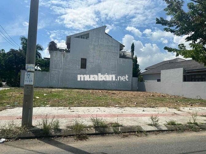 BÁN ĐẤT BIỆT THƯ ĐƯỜNG 10m5 LÊ SỸ - VIEW SÔN Tại HOÀ XUÂN, ĐÀ NẴNG- NG