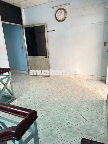 Cho thuê nhà mặt tiền Huỳnh Tấn Phát, quận 7