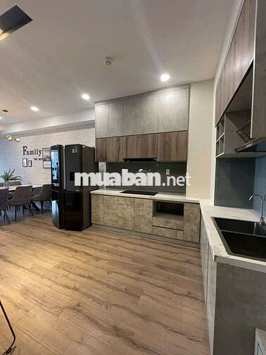 Cho thuê
- 🌇 SAIGON SOUTH RESIDENCES 🌇
📍Đc. Nguyễn Hữu Thọ, Nhà Bè