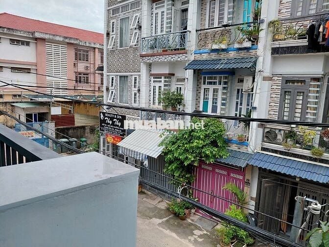 CHÍNH CHỦ CHO THUÊ NHÀ HT44, NHÀ MỚI - SẠCH ĐẸP – SÂN RỘNG- ĐƯỜNG 7M