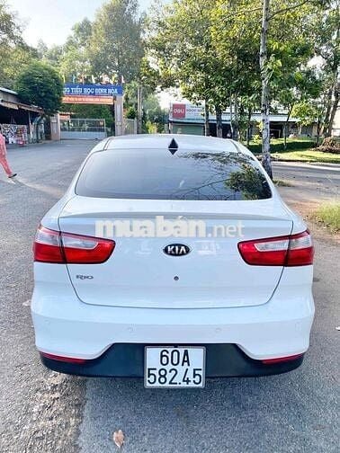Kia Rio 2016 1.4 MT Sedan - 76000 km