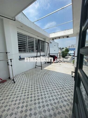 Cho Thuê Nhà Đường Phạm Hữu Chí, Quận 5 ( Nhà Rộng - KD Thoải Mái )