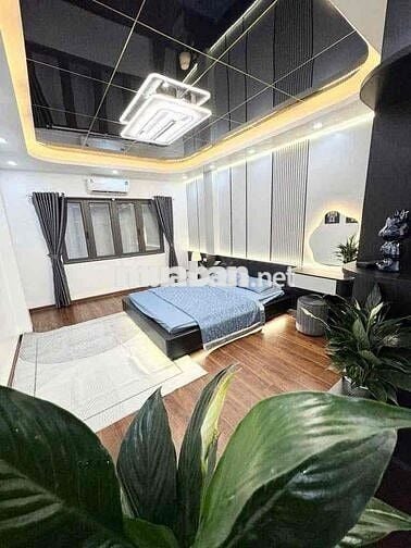 NHÀ ĐẸP ĐÓN TẾT – 3 BƯỚC RA PHỐ – DÂN XÂY  FULL NỘI THẤT – TRUNG TÂM Đ