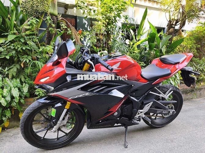 🍓🥰Tphcm Cbr150abs odo 6000 Chính chủ  zin keng💚