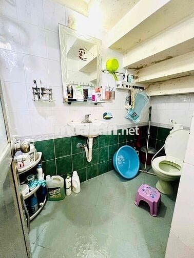 NHÀ ĐẸP - THOÁNG SÁNG - NGÕ THÔNG TỨ TUNG - Ô TÔ 30M - 2PN - WC KHÉP K