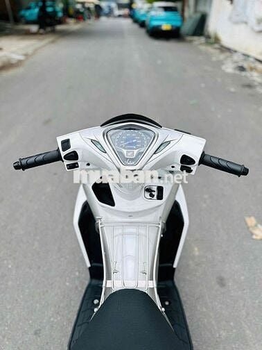 Honda Air Blade Fi 2012 Trắng