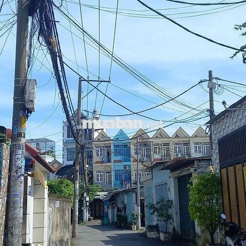 Nhà mới sửa chửa đang hoàn thiện sẳn sàng đón khách  -  nhỉnh nhẹ 4 tỷ