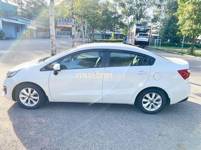 Kia Rio 2016 1.4 MT Sedan - 76000 km