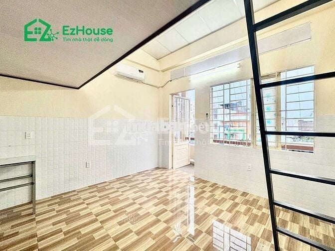 [Đúng giá - Đúng ảnh] - Trọ gác cao 2m - Rộng 35m² - Gần Chợ lớn Q5